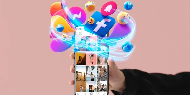 Người chơi có thể liên hệ với chúng tôi qua mạng xã hội