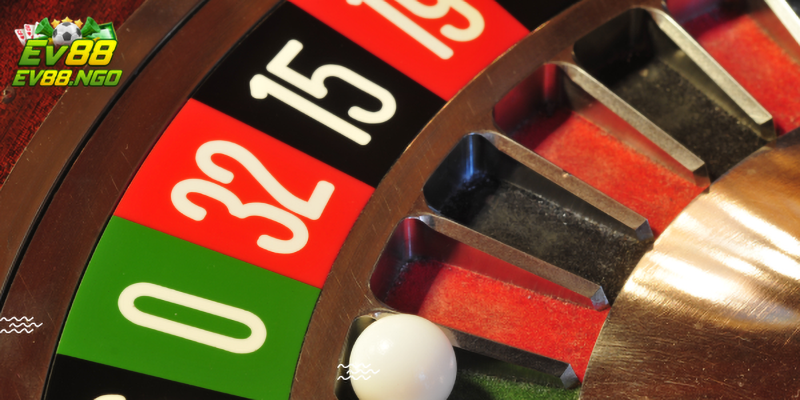 Người chơi đang thao tác chọn biến thể roulette Pháp trong sảnh chơi của EV88 trên giao diện máy tính